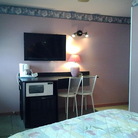 Motel Normandie Louiseville Room photo