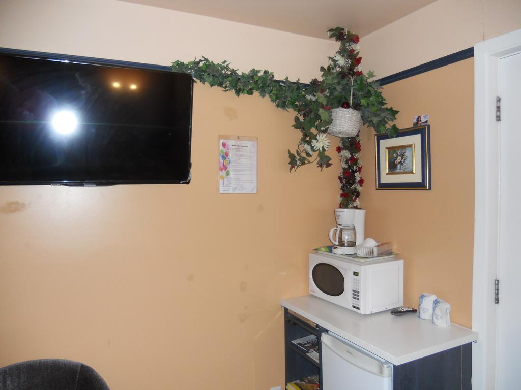 Motel Normandie Louiseville Room photo