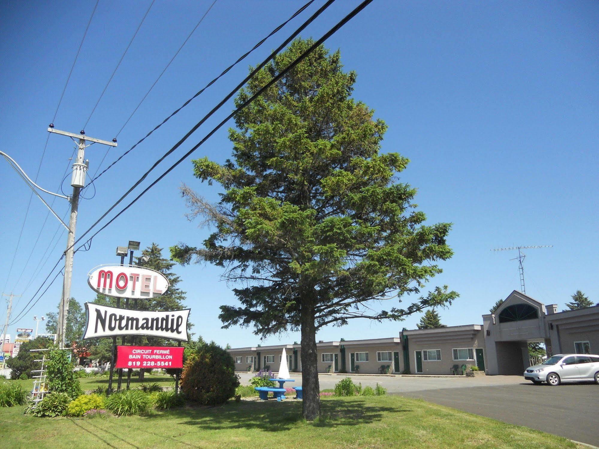 Motel Normandie Louiseville Exterior photo